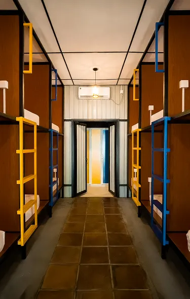Comfortable Sleeping Capsules for a Relaxing Stay