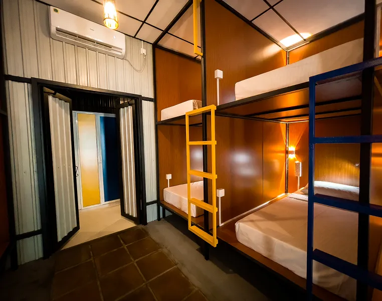 Sleeping Capsule (Dorm)